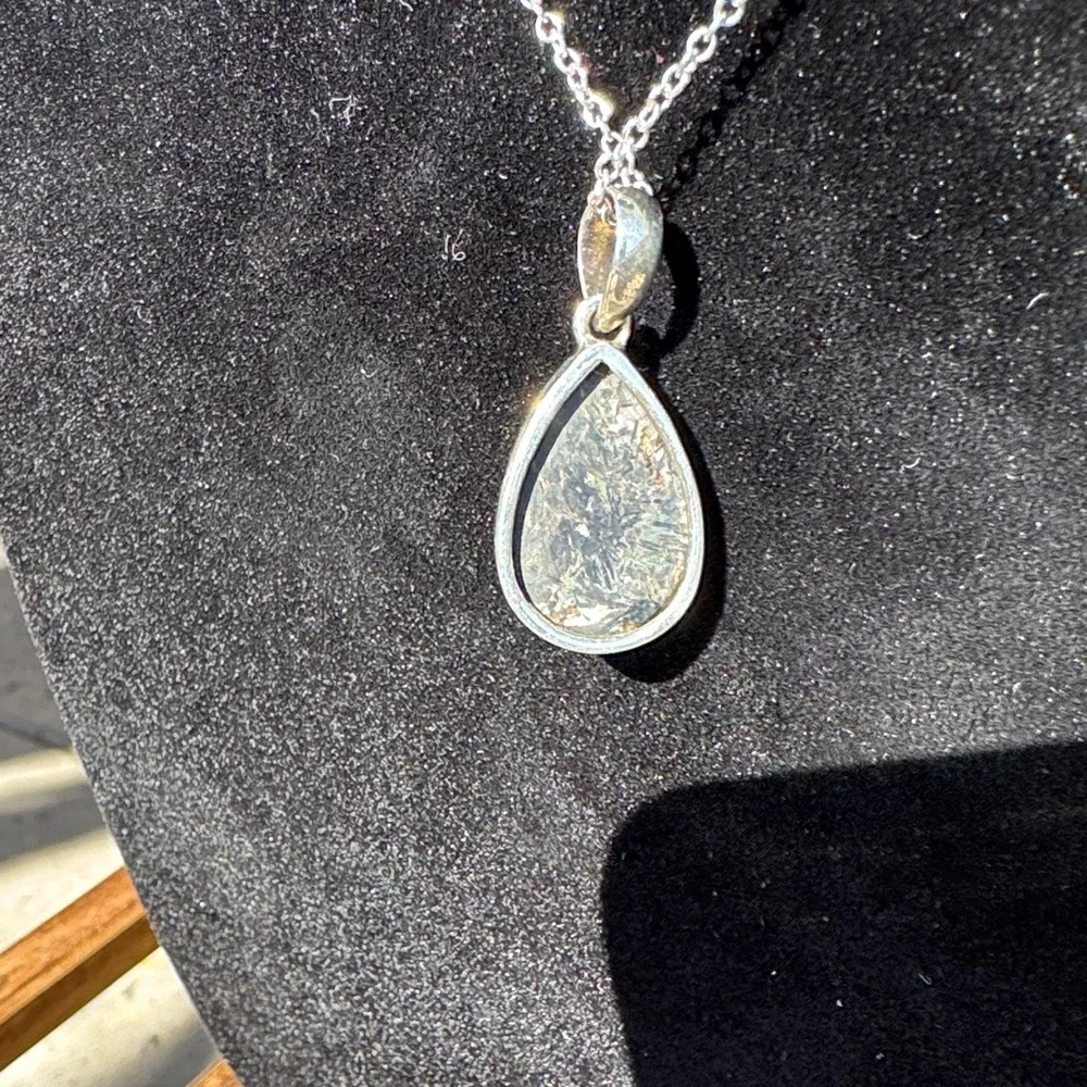 Elegant 925 silver Astrophyllite Pendant - Picture 5 of 7